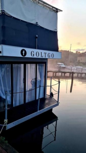 GOLTGO Gizycko dom na wodzie Houseboat Hausboot